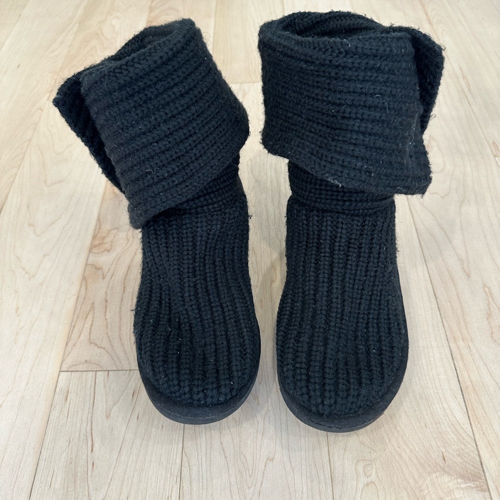 Kids Uggs Size 4